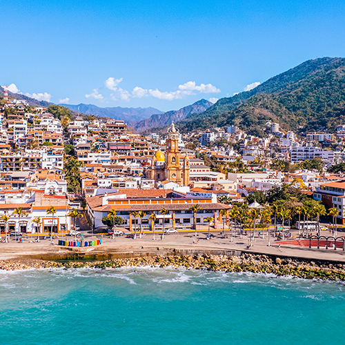 Top 6 Things to See and Do in Downtown Puerto Vallarta This Summer