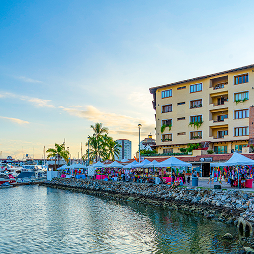 These Three Seasonal Farmers' Markets Bring Puerto Vallarta to Life!