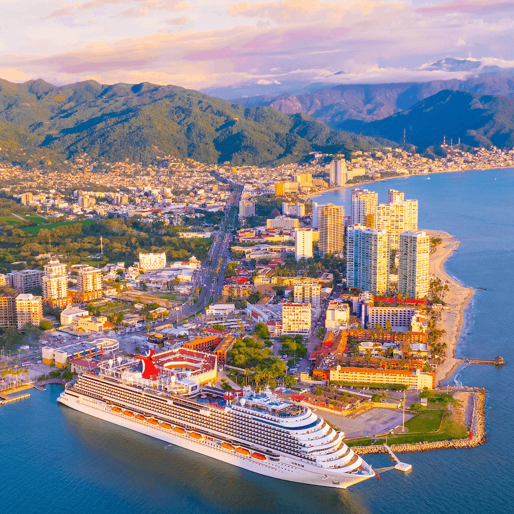Why Elite Cruise Lines Anchor in Puerto Vallarta