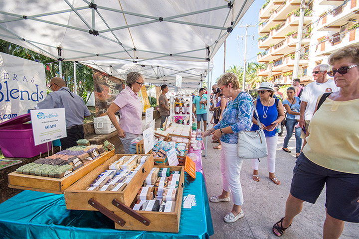 Things to do in the Romantic Zone in Puerto Vallarta Farmers’ Market