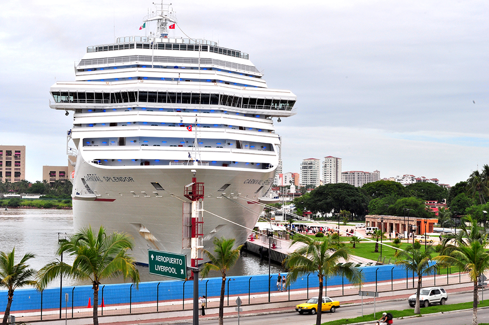 cruise ship port puerto vallarta