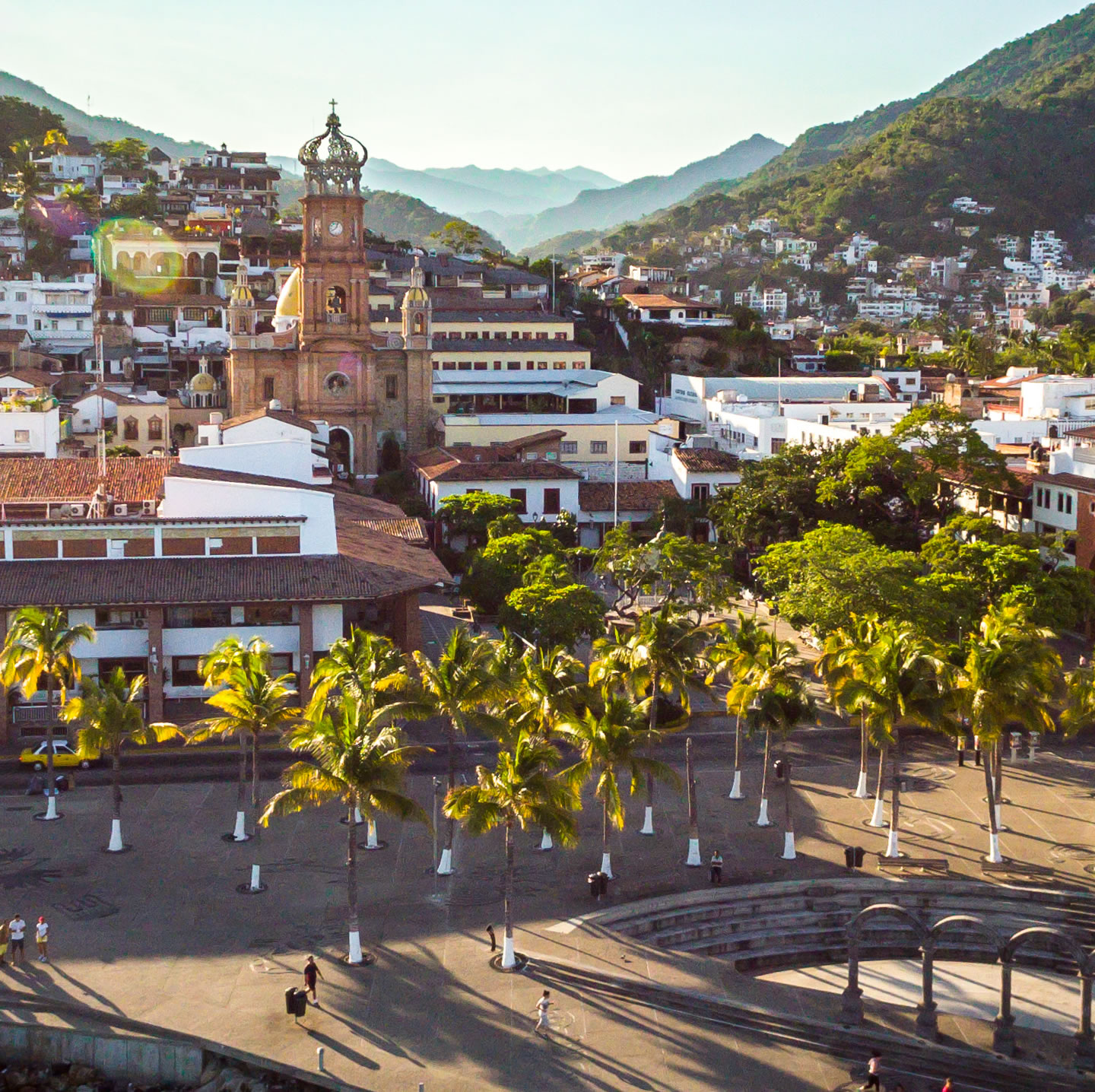Puerto Vallarta Nominated as “Best City” by the Condé Nast Readers' Choice Awards 2018