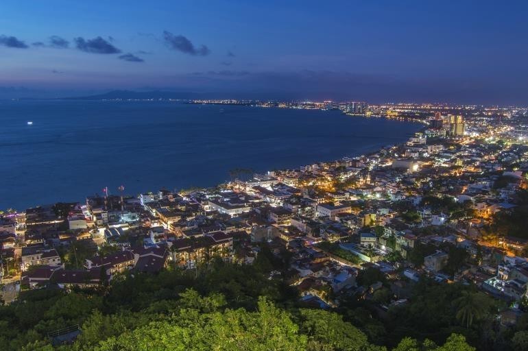 If youre looking for a foodie destination in springbreak, Puerto vallarta is the option.
