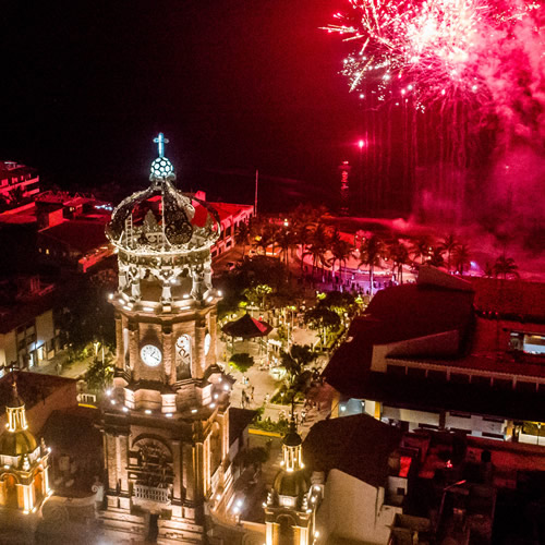 Come and feel the Spirit of Christmas Puerto Vallarta style.