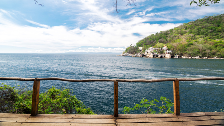 Vista durante la caminata a Playa Colomitos