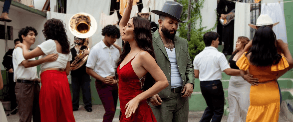 Carín León music video filmed in Puerto Vallarta, Jalisco